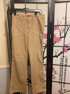 Classic High-Rise Wide-Leg Pants in Khaki